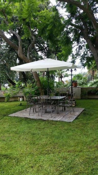 Casetta Jacaranda Genoa Luaran gambar